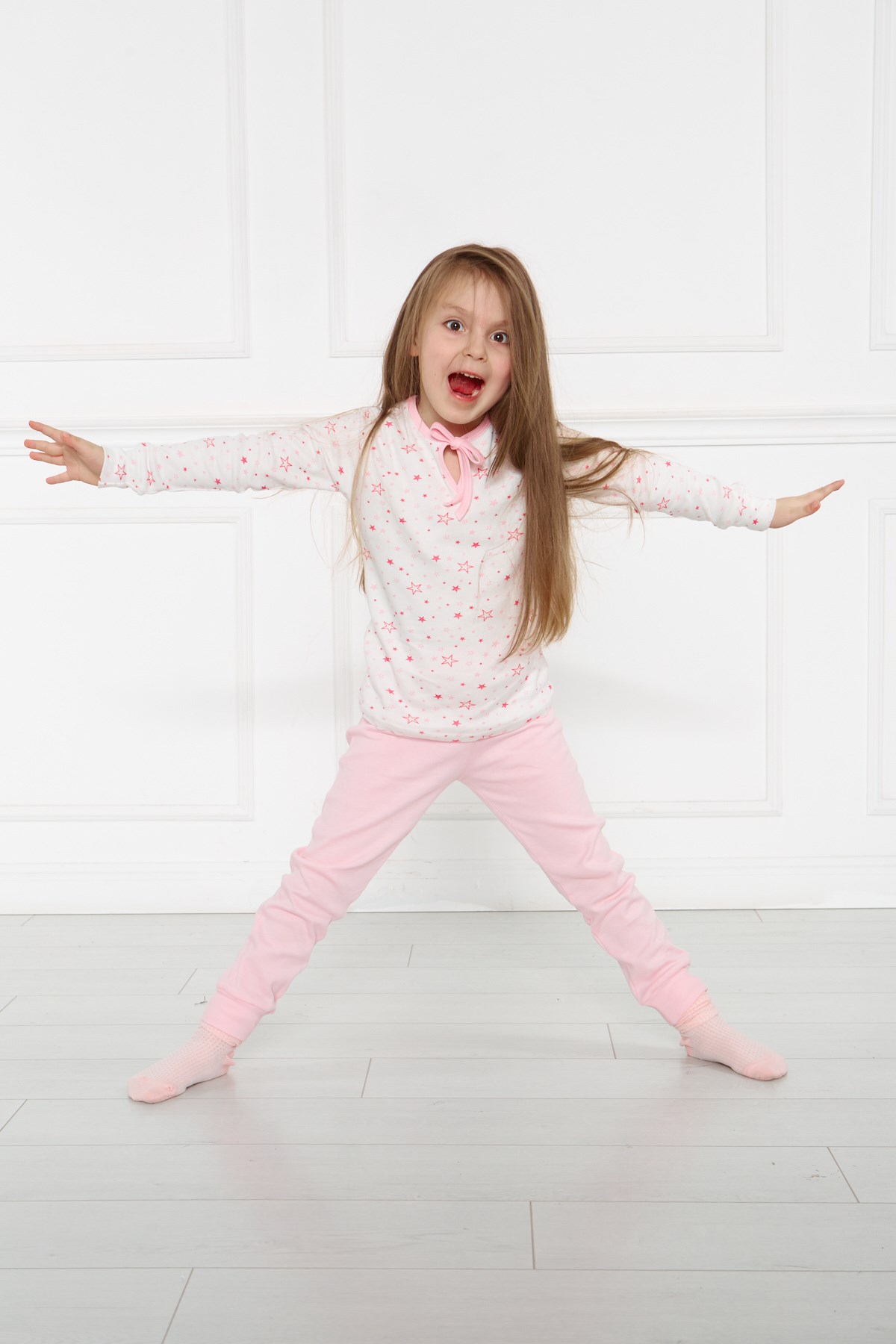 Kız Çocuk Yıldızlı Pijama Takımı