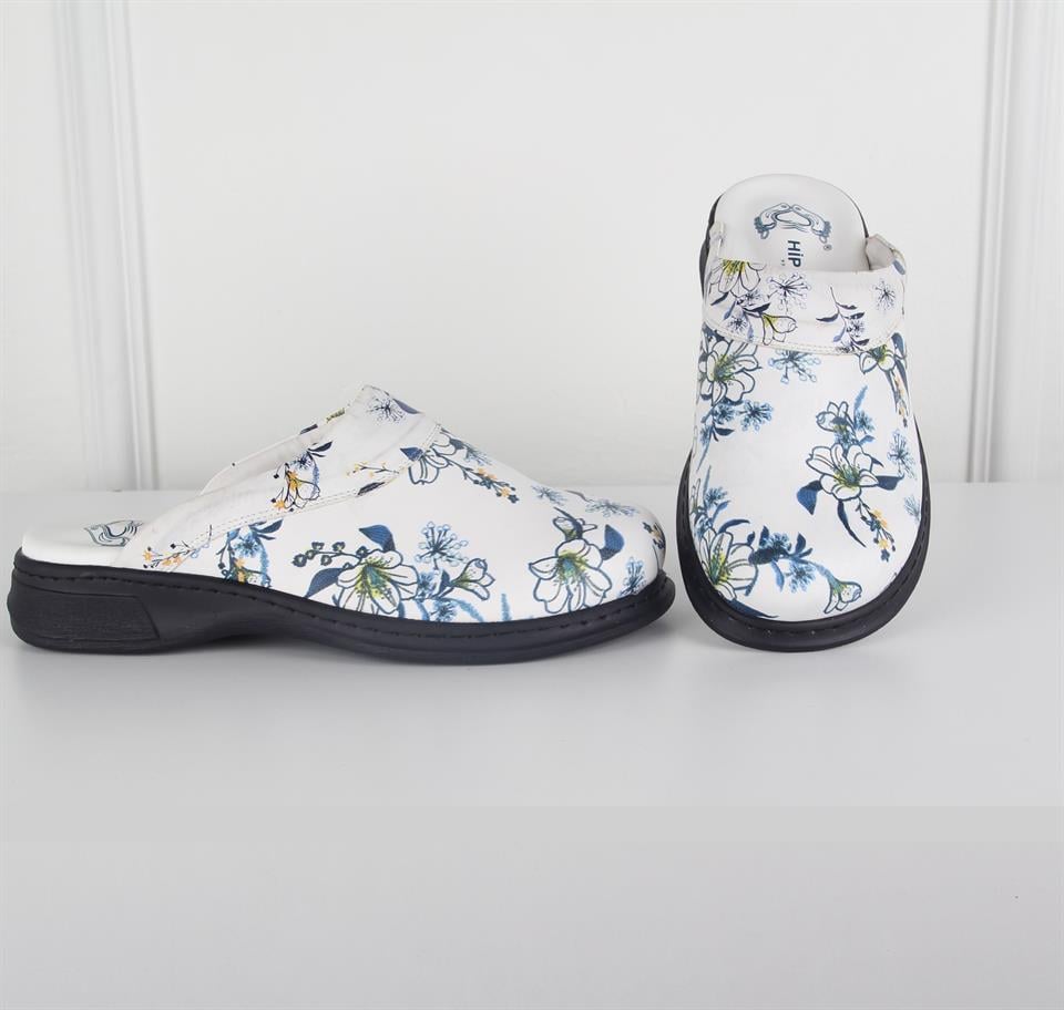HİPOKRAT MEDİKAL OUTLETBeyaz Çiçek Desenli Sabo Terlik