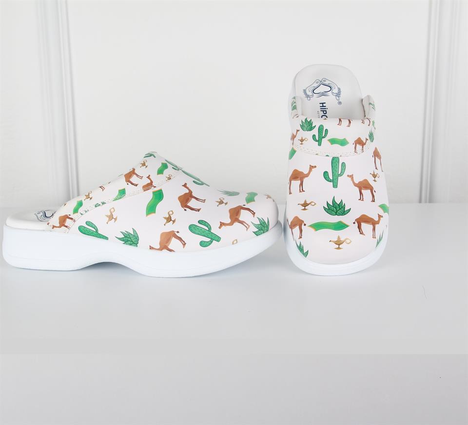 HİPOKRAT MEDİKAL OUTLETDeve Kaktüs Desenli Sabo Terlik