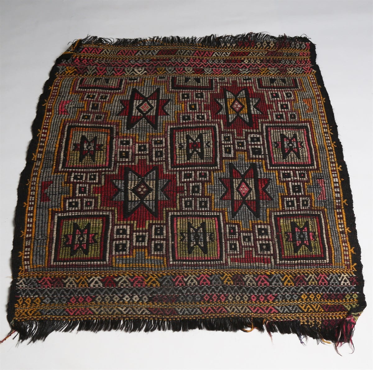 Çam Halı Çok Renkli El Dokuması Anadolu Yün Kilim 1186