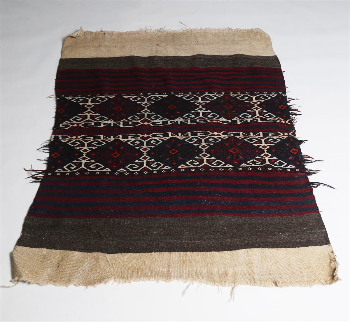 Çam Halı Çok Renkli El Dokuması Anadolu Yün Kilim 1183