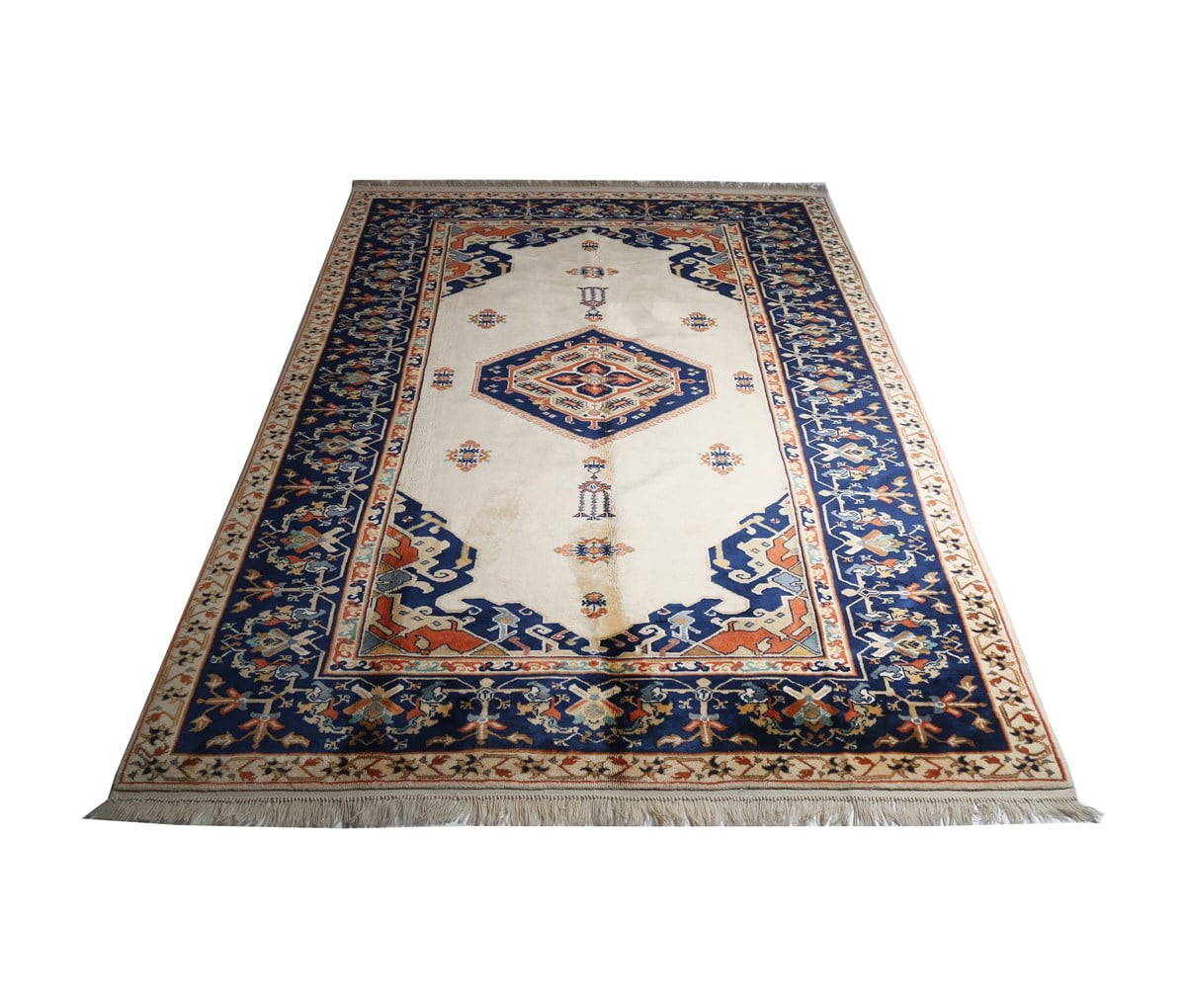 Çam Halı Kaftan Uşak 637 Yün El Dokuması Halı