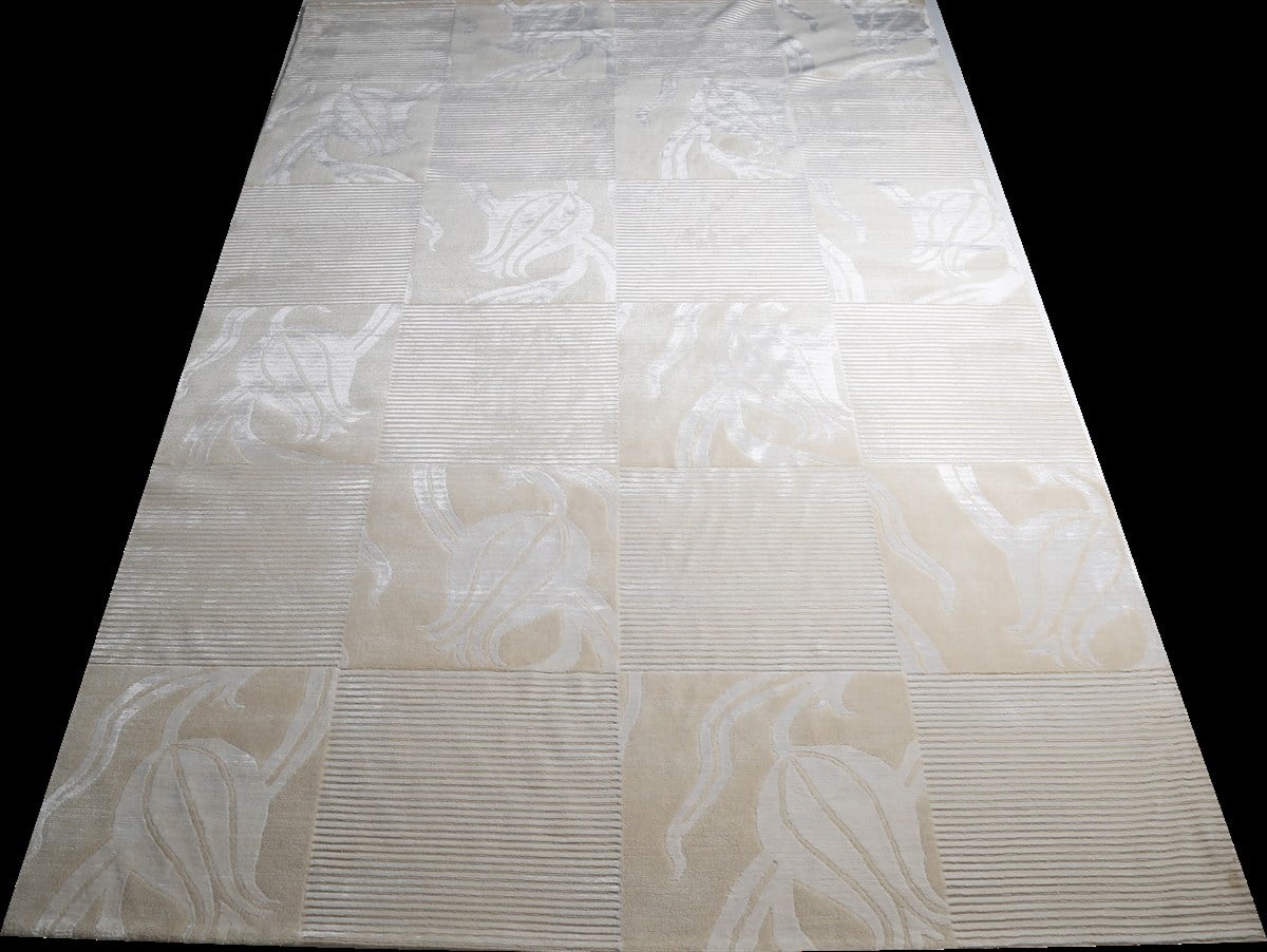 Çam Halı Lalezar A11 White Yün ve Viskon El Dokuması Halı