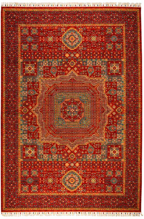Çam Halı Sultani 822 Kırmızı Yün ve Bambu ile Özel Tezgahlarda Üretilen Otantik Desenli El Emeği Modern Uşak Halısı