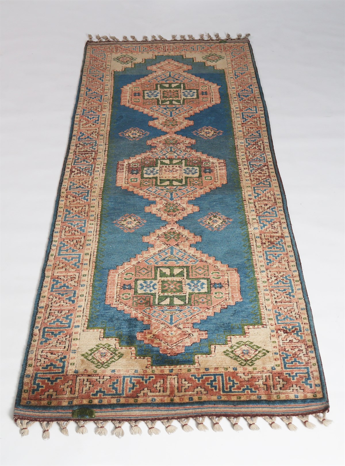 Çam Halı Anadolu Şirvan Halısı 1229 Renkli Kök Boyalı El Dokuması Yün