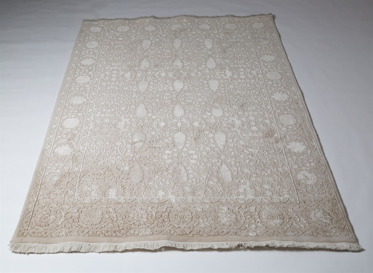 Çam Halı Babil Krem 1370 İpek ve Yün El Dokuması Halı