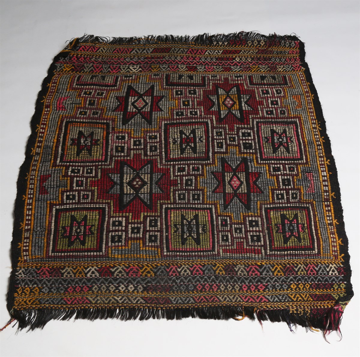 Çam Halı Çok Renkli El Dokuması Anadolu Yün Kilim 1186