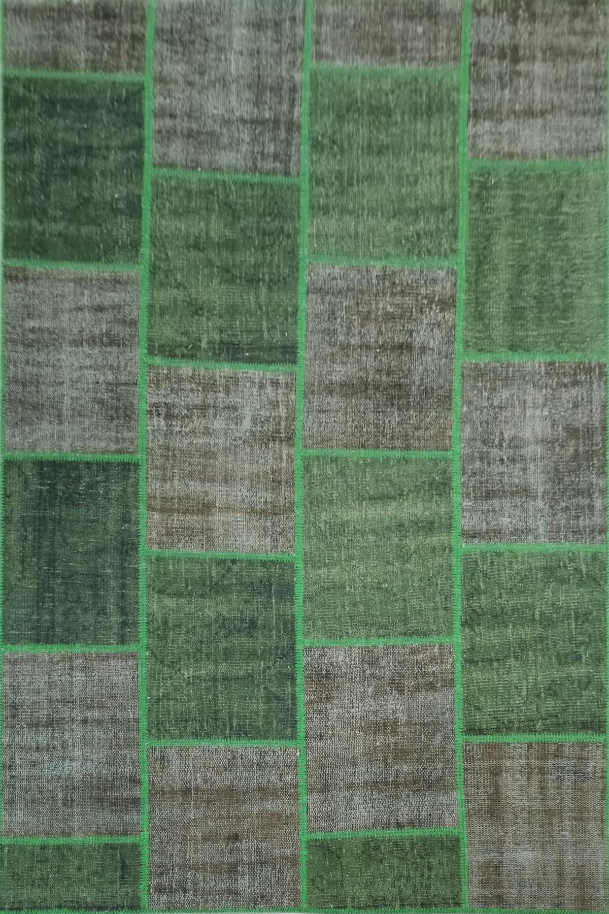 Çam Halı PW730 Yeşil El Dokuma Patchwork Yün Halı