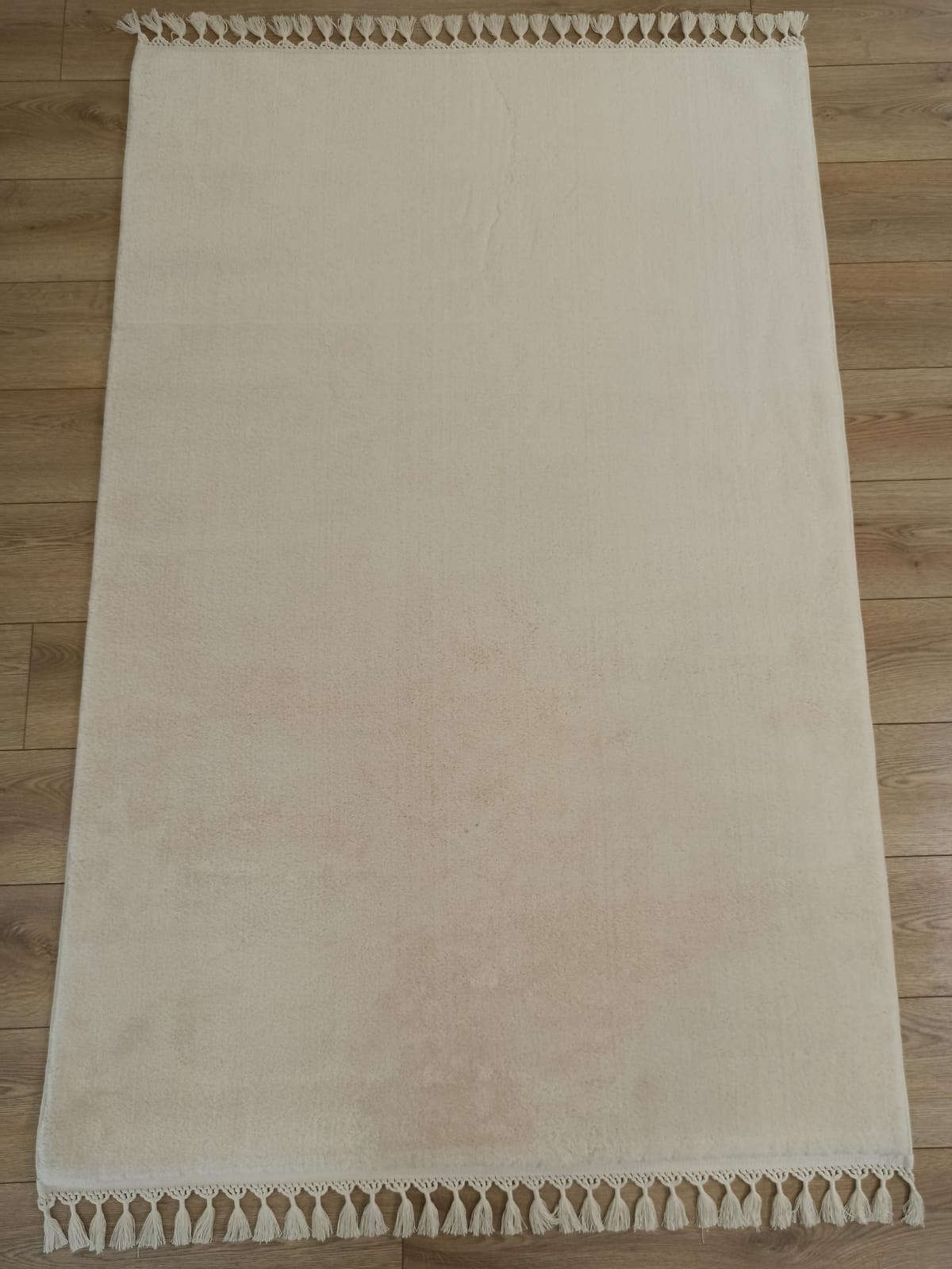 Çam Halı Softy 1826 Ekru Yumuşak Dokulu Saçaklı Dekoratif Halı