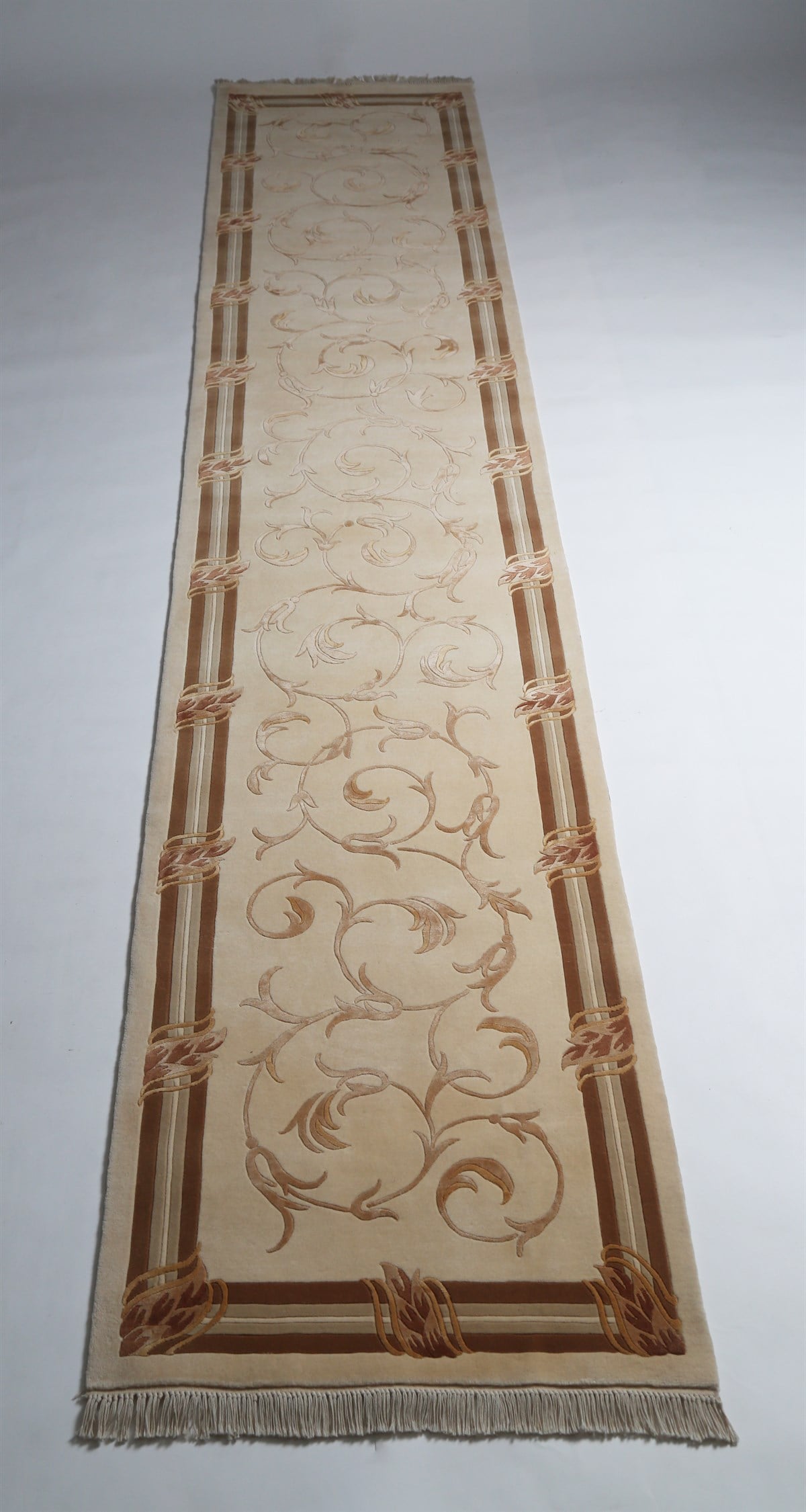 Çam Halı Tilia VV 753 Bej Gold Yeni Zellanda Yünü ve Viskon El Dokuması Halı