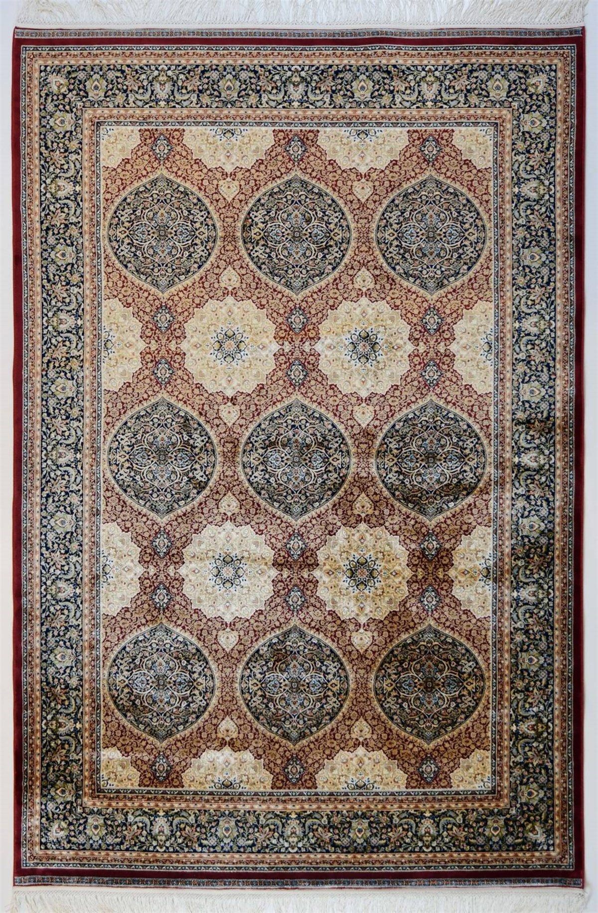 Elexus Halı Ala 3212 Lacivert Bordo Klasik Desen Salon Halısı