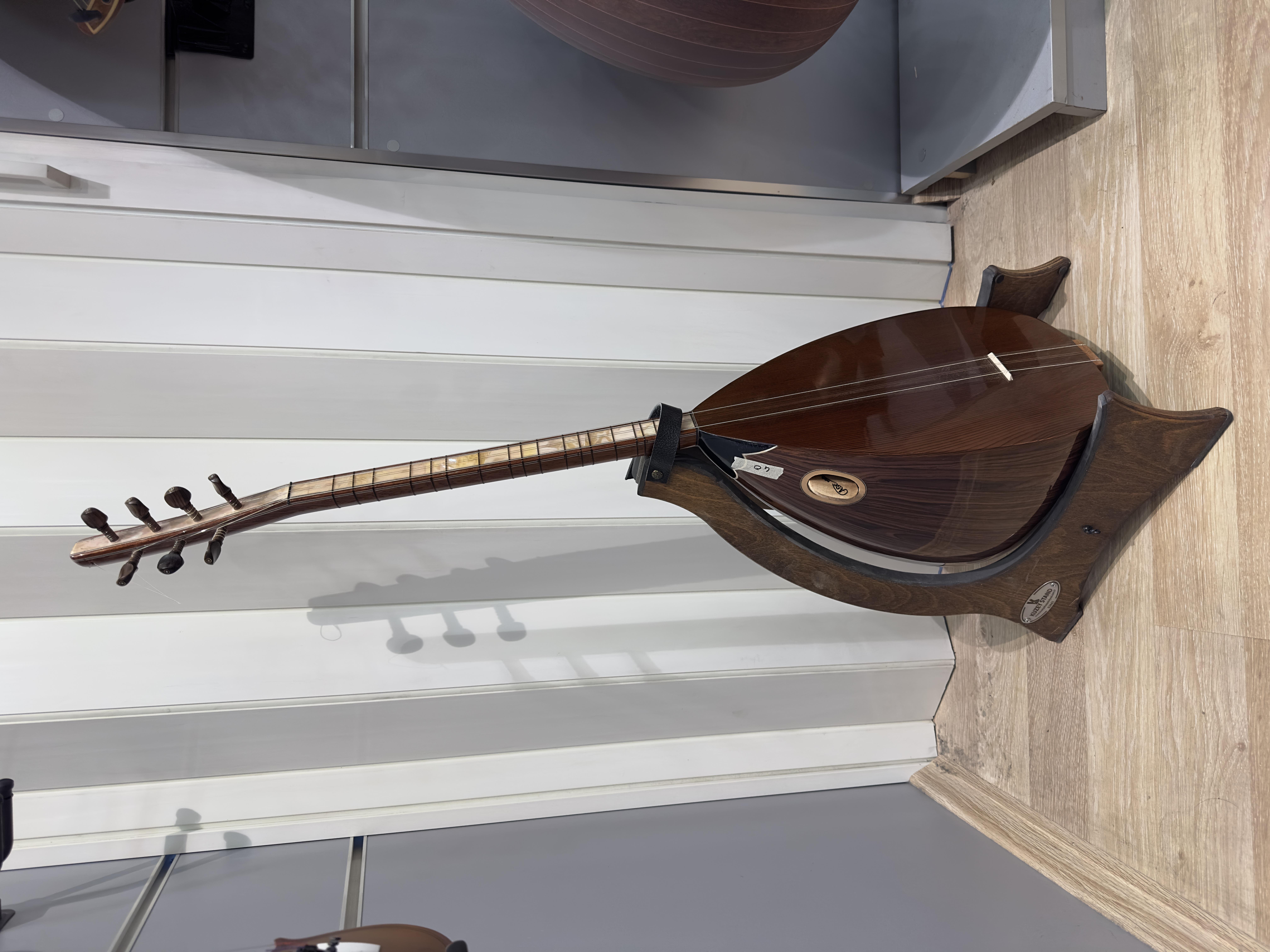 A1KP-Ceviz Prof. Kısa sap bağlama