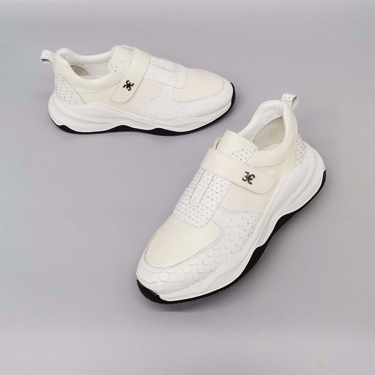 Osaka Beyaz Deri Piton Baskı Cırtlı Erkek Spor Ayakkabı