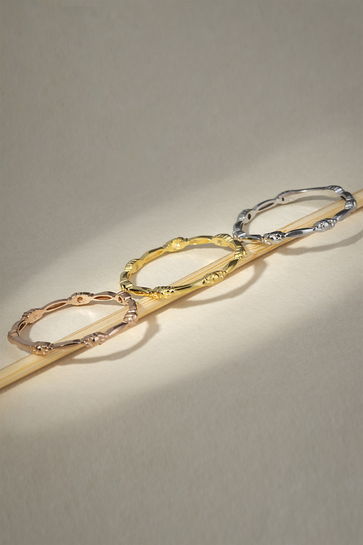 Altın Minimal Yüzük