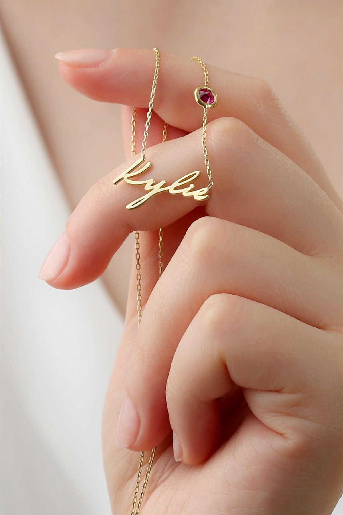 Gümüş Taşlı İsim Kolye