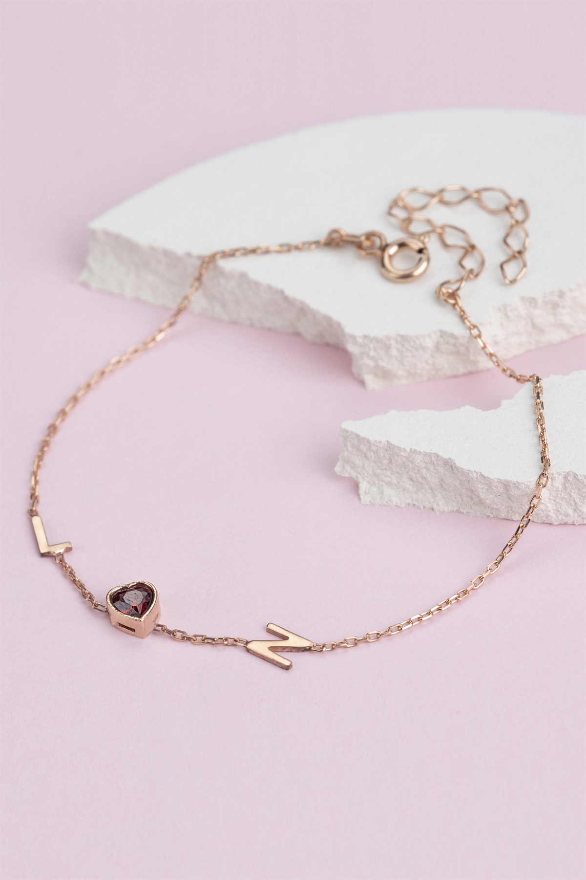 Gümüş Kalp Taşlı Harf Bileklik