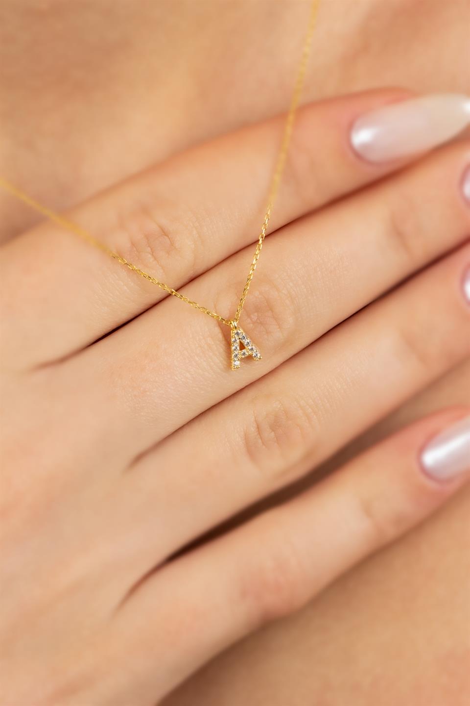 Gümüş Minimal Harf Kolye