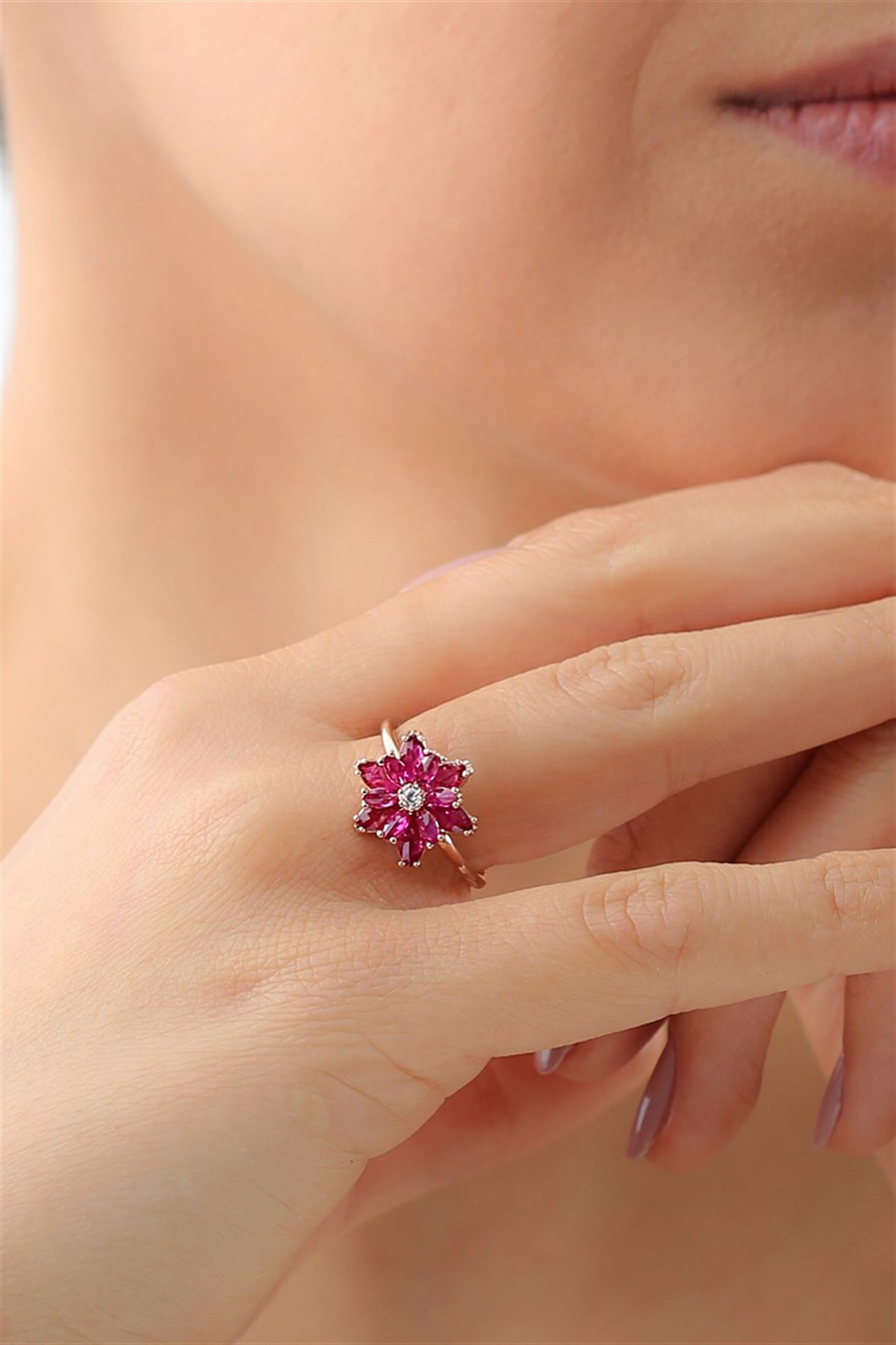 Gümüş Pembe Taşlı Lotus Kamelya Çiçeği Yüzük