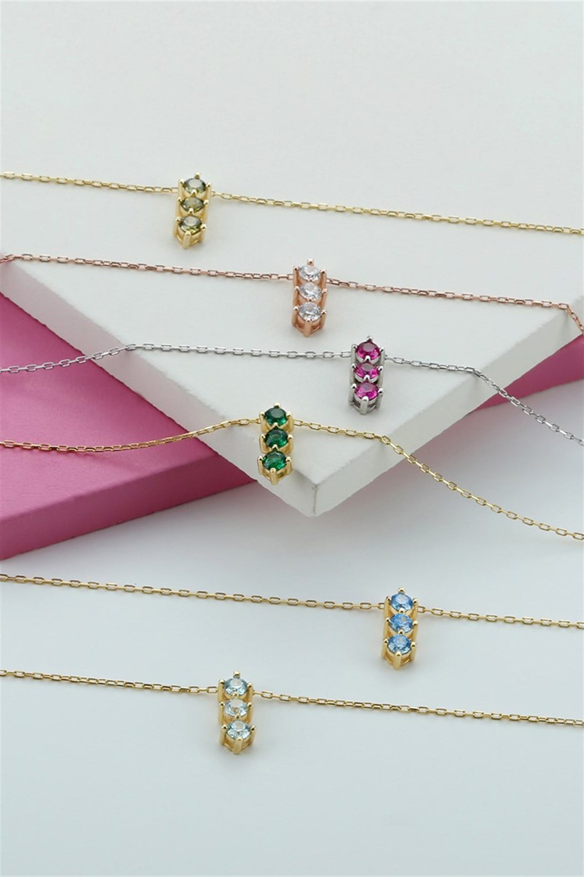 Gümüş Taşlı Kolye