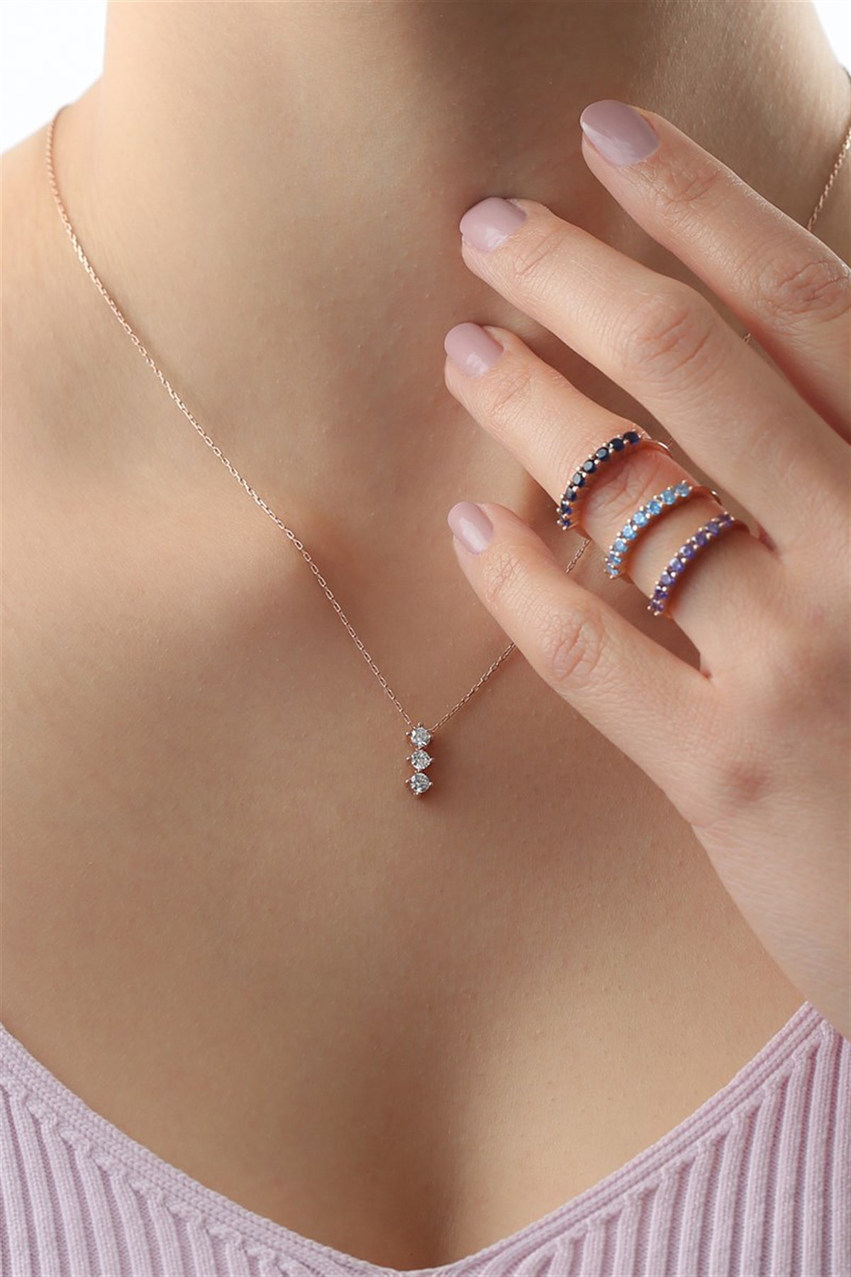 Gümüş Taşlı Kolye