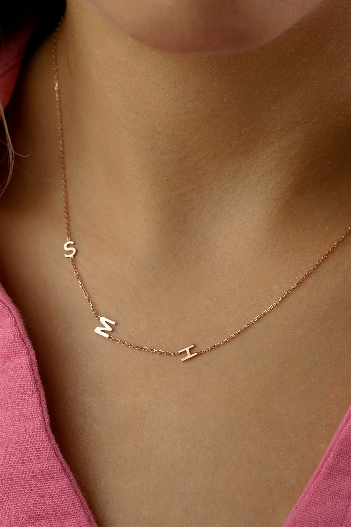 Gümüş Yandan Harfli Kolye