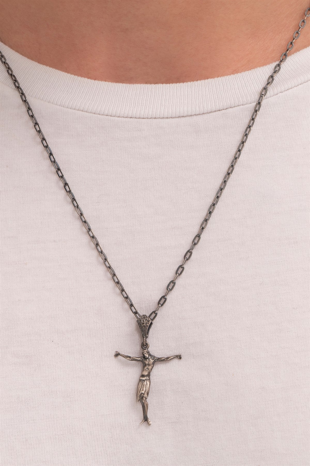 Gümüş Hz. İsa Kolye