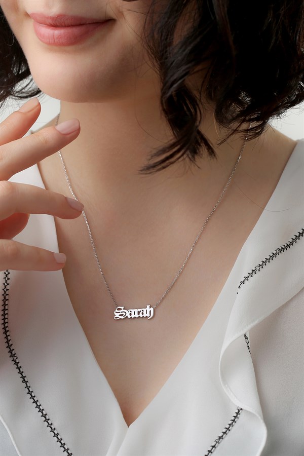 925 Ayar Gümüş İsim Kolye