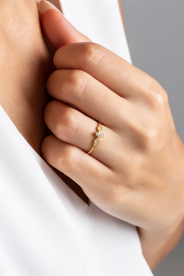 Altın Mekik Taşlı Yüzük