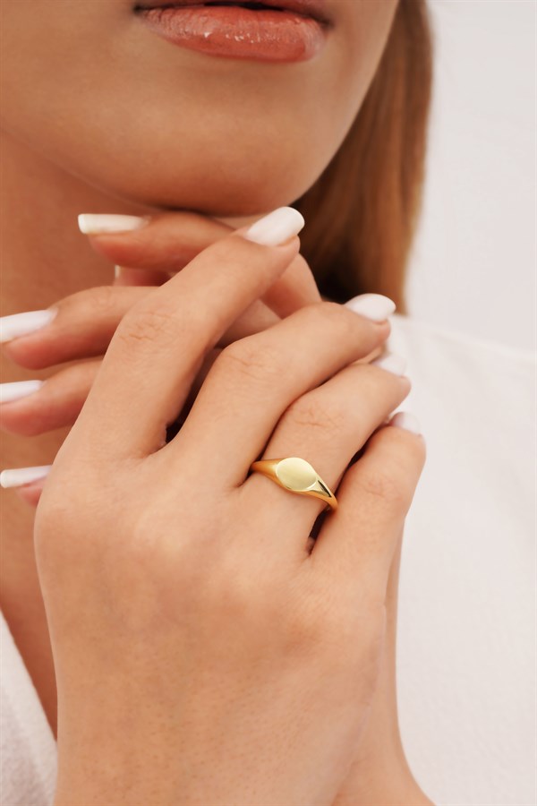 Altın Şövale Yüzük