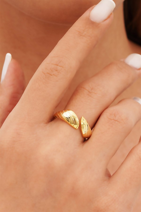 Altın Tasarım Yüzük