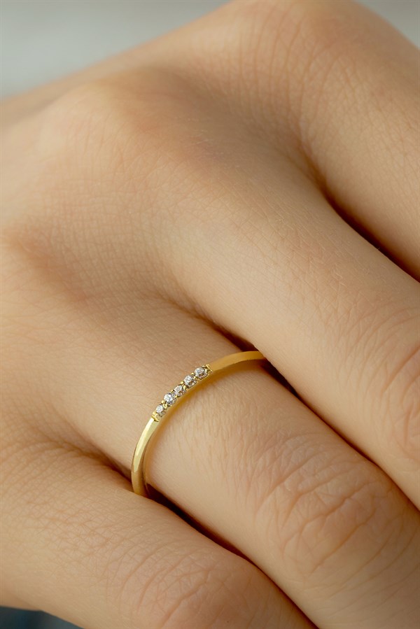 Altın Taşlı Alyans Yüzük