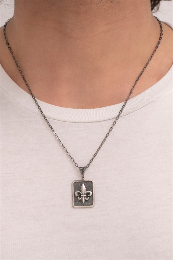 Gümüş Fransız Zambağı Kolye