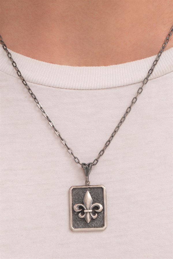 Gümüş Fransız Zambağı Kolye