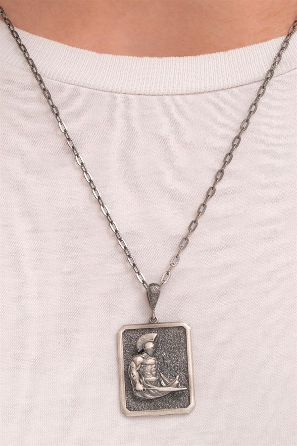 Gümüş Spartalı Savaşcı Erkek Kolye