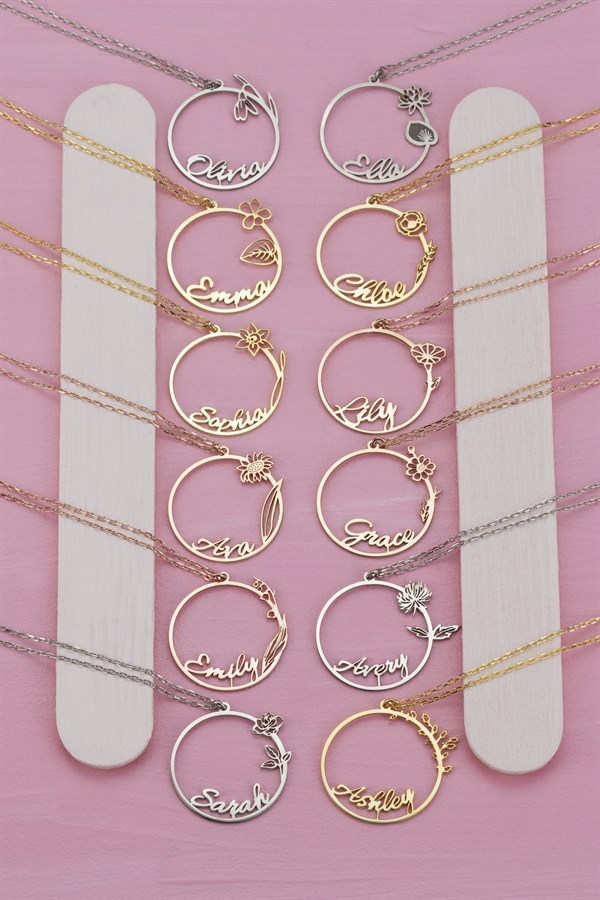 Gümüş Aylara Özel Çiçekli İsim Kolye 