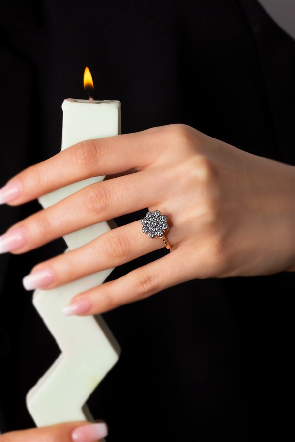 Gümüş Elmas Monürlü Çiçek Taşlı Kolye Küpe Yüzük Set