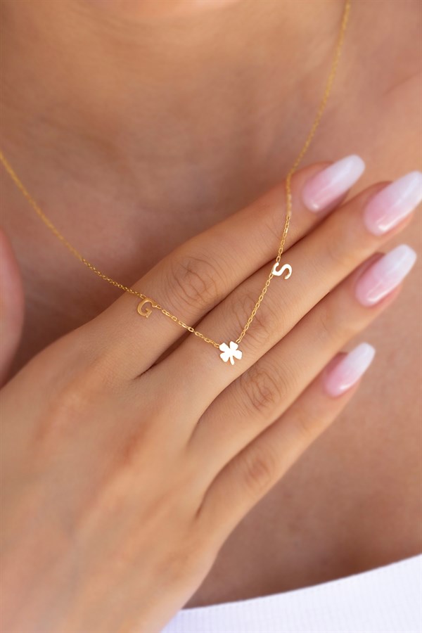 Gümüş Yonca Harf Kolye