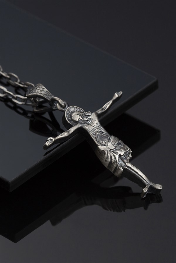 Gümüş Hz. İsa Kolye