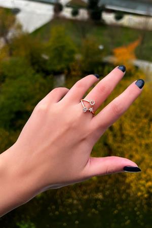 Gümüş İki Harfli Yıldızlı Sarılan Harfler Yüzük 