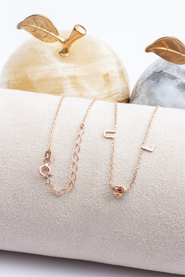 Gümüş Kalp Taşlı Harf Kolye