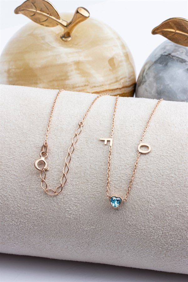 Gümüş Kalp Taşlı Harf Kolye