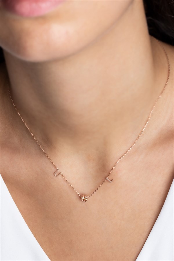 Gümüş Kalp Taşlı Harf Kolye