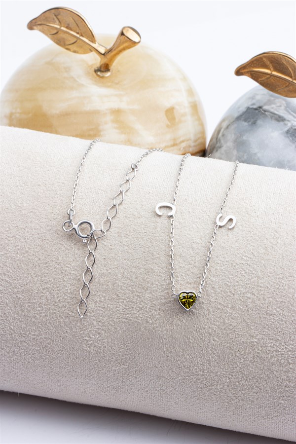 Gümüş Kalp Taşlı Harf Kolye