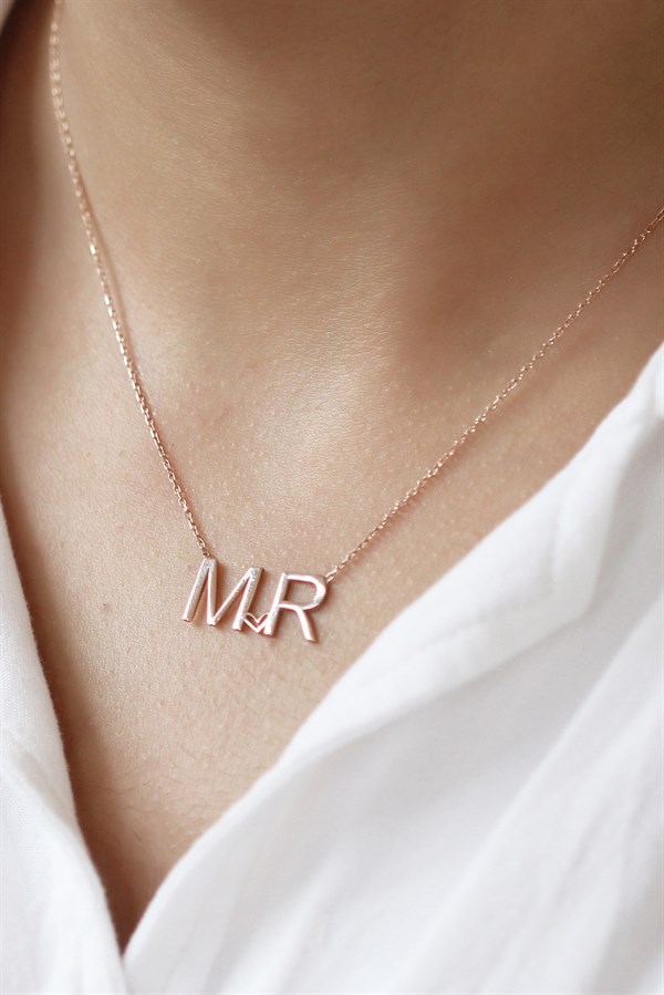 Gümüş Kalpli Harf Kolye