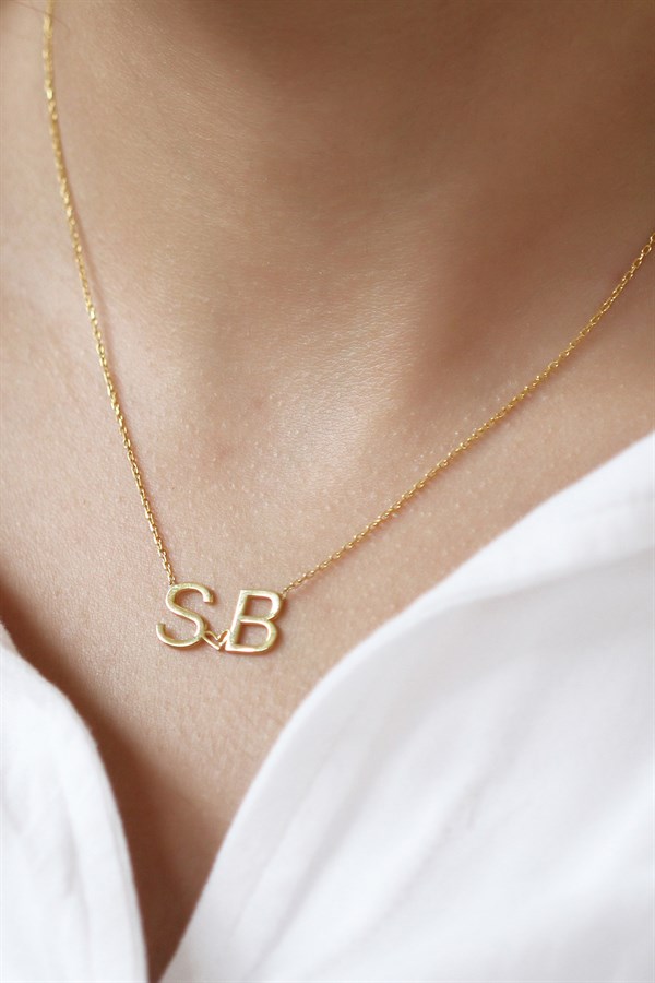 Gümüş Kalpli Harf Kolye