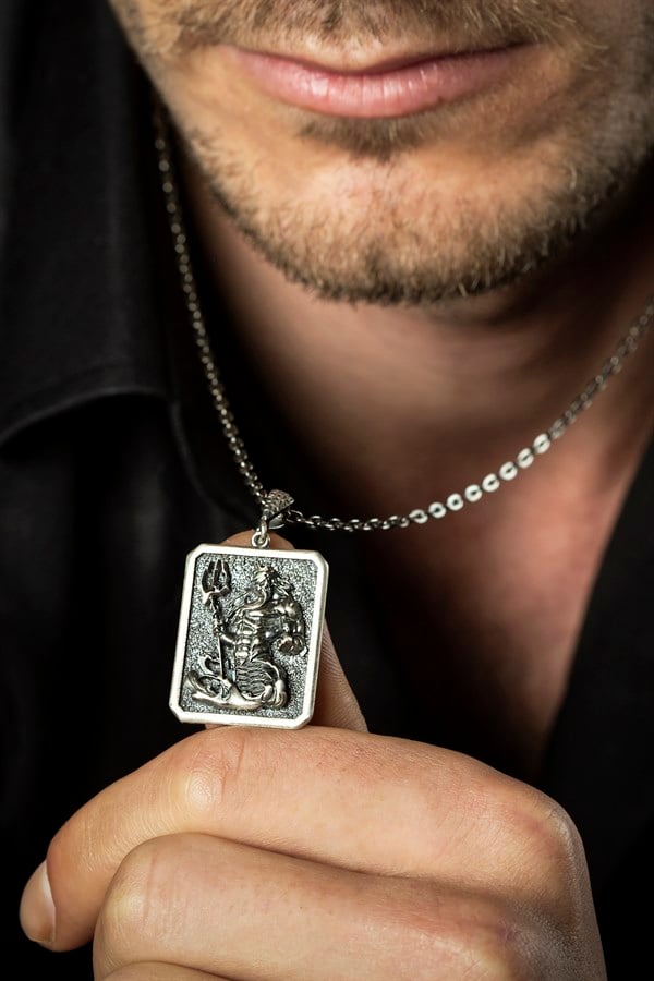 Gümüş Poseidon Figürlü Erkek Kolye