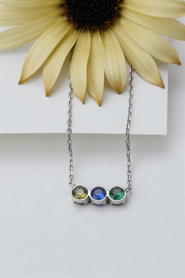 Gümüş Renkli Üç Taş Kolye