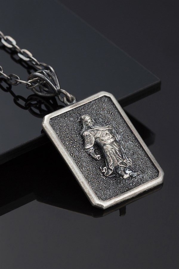 Gümüş Samuray Figürlü Erkek Kolye