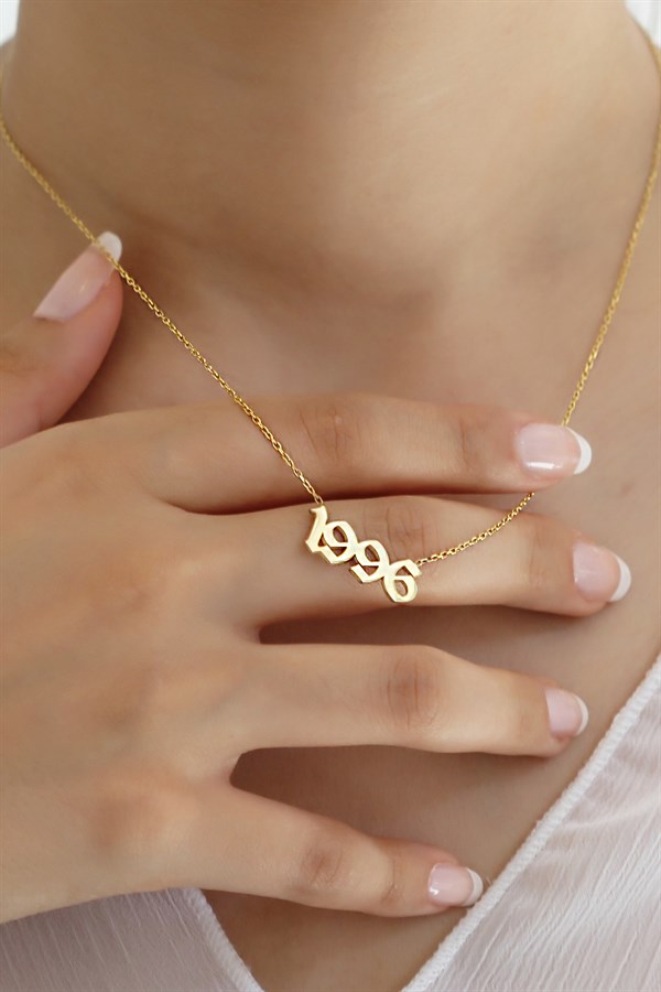 Gümüş Tarihli Kolye