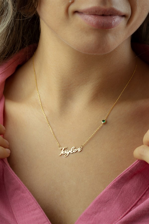 Gümüş Taşlı İsim Kolye 